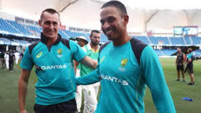 usman Khawaja and Marnus labushagne to undress during the match