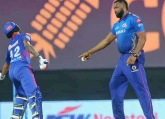 IPL: Kieron Pollard tried mankading to shikhar Dhawan See video Kieron Pollard warned Delhi Capitals batsman Shikhar Dhawan of mankading