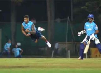 IPL 2021: Flying Umesh Yadav caught catch with one hand in amazing style, went viral