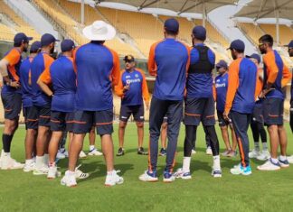 T20 World Cup 2021: this player has become a headache for BCCI, is playing matches by taking injections Mystery spinner Varun Chakravarthy is injured and he is playing against IPL by taking injection