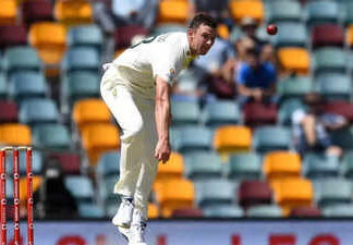 Ashes 2021-22 : Big blow to Australia,Josh Hazlewood out ahead of Adelaide Test Ashes 2021-22: Josh Hazlewood gets ruled out of the 2nd Test due to a side strain