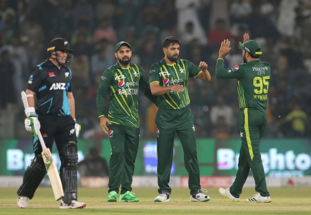 PAK vs NZ 1st T20 : Haris Rauf stunned Kiwi batsmen Match Highlights 
