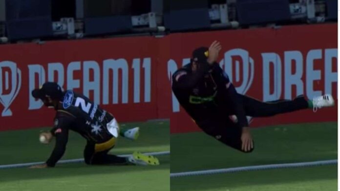 Troy Johnson pulls off remarkable catch in super smash